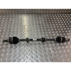 PÓŁOŚ PRAWA SUZUKI SX4 S-CROSS II 21- 1.4 TURBO HYBRYDA