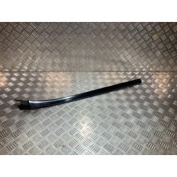 LISTWA SZYBY CZOŁOWEJ LEWA MERCEDES W238 CABRIO