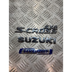 EMBLEMAT KLAPY BAGAŻNIKA KOMPLET SUZUKI SX4 S-CROSS II 21-