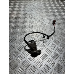 WTRYSK WTRYSKIWACZ ADBLUE SEAT ATECA 16- 1.6 TDI 04L131113P