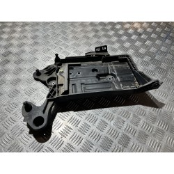 PODSTAWA AKUMULATORA SEAT ATECA 16- 1.6 TDI 5Q0915331K