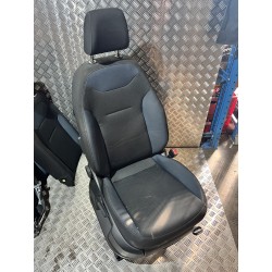 FOTEL PRZÓD PRAWY SEAT ATECA 16-