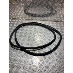 USZCZELKA DRZWI PRAWY PRZÓD SUZUKI SX4 S-CROSS II 21-