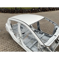 DACH DŁUGO CIĘTY SŁUPKI DACIA SANDERO III 21-