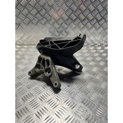 ŁAPA PODUSZKA SILNIKA OPEL GRANDLAND X 17- 1.2 THP 9809162280