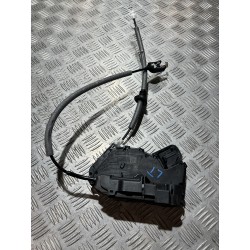 ZAMEK DRZWI TYŁ LEWY SKODA KAROQ 17- 5TA839015D