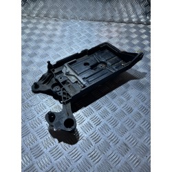 PODSTAWA AKUMULATORA SKODA KAROQ 17- 1.5 TSI 5Q0612181