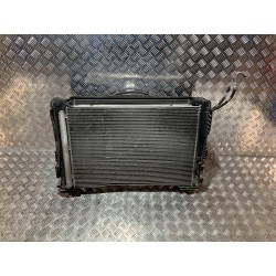 CHŁODNICE WENTYLATOR MERCEDES C KLASA W205 1.6 CDI