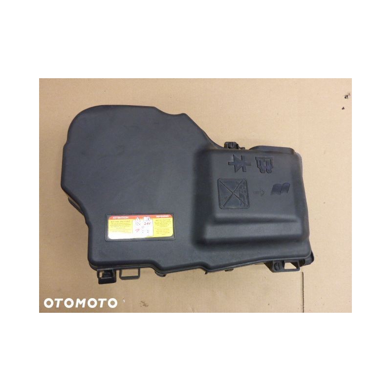 OBUDOWA PUSZKA BEZPIECZNIKÓW PEUGEOT 508 2.0 HDI