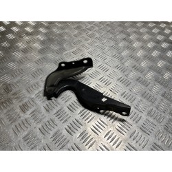 ZAWIAS MASKI LEWY MITSUBISHI ECLIPSE CROSS 17- X42