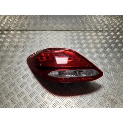 LAMPA LEWY TYŁ MERCEDES C KLASA W205 SEDAN UKRUSZONA