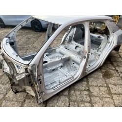 PRÓG CAŁY DŁUGI LEWY AUDI Q2 GA 16- LS9R