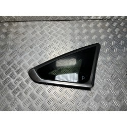 SZYBA KAROSERYJNA PRAWY TYŁ RENAULT ARKANA LIFT 23-