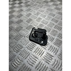 RYGIEL MASKI PRAWY AUDI Q2 GA 16- 81A823186A