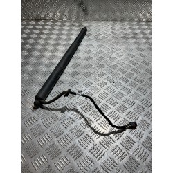 SIŁOWNIK KLAPY BAGAŻNIKA AUDI Q2 GA 16- 81A827851B