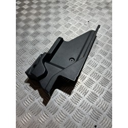 MOCOWANIE PODŁOGI BAGAZNIKA PRAWE AUDI Q2 GA 16- 81A863424