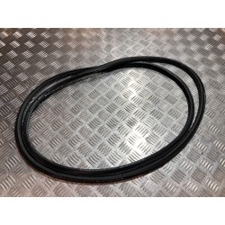 USZCZELKA DRZWI LEWY TYŁ PEUGEOT 3008 III 23-