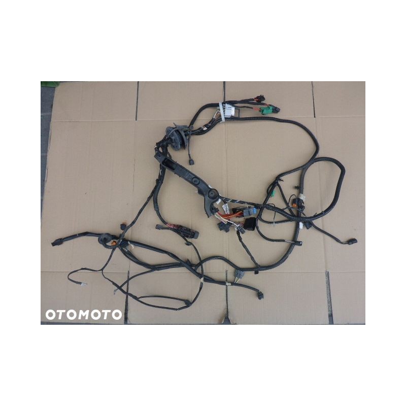 WIĄZKA KOMORY SILNIKA RENAULT CLIO IV 12- 1.2 16V