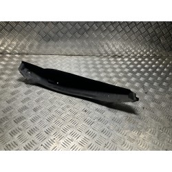 WYGŁUSZENIE BŁOTNIKA LEWY PRZÓD MERCEDES CLA W117