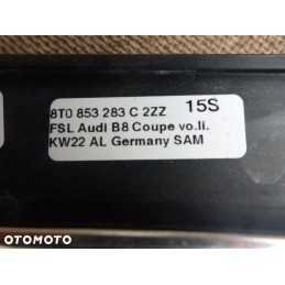 LISTWA ZGARNIAJĄCA DRZWI LEWY PRZÓD A5 COUPE 8T0