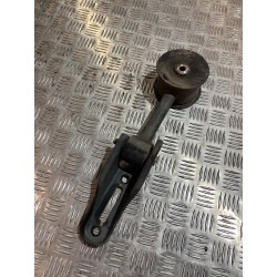 ŁAPA PODUSZKA SKRZYNI BIEGÓW AUTOMAT SUZUKI SX4 S-CROSS 13- 1.0