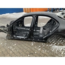 PRÓG LEWY DŁUGO CIĘTY ĆWIARTKA MERCEDES C KLASA W205 LAKIER 197