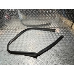 USZCZELKA PROGU LEWA FORD PUMA II MK2 19-