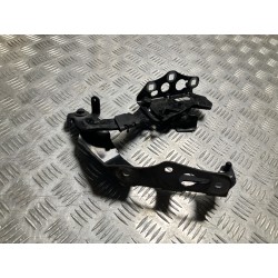 ZAWIAS MASKI LEWY MERCEDES C KLASA W205 2.2 CDI