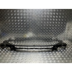 KRATAKA ATRAPA ZDERZAKA PRZÓD MERCEDES C KLASA W205