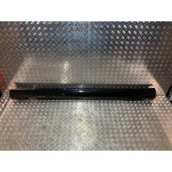 LISTWA PROGOWA LEWA MERCEDES C KLASA W205