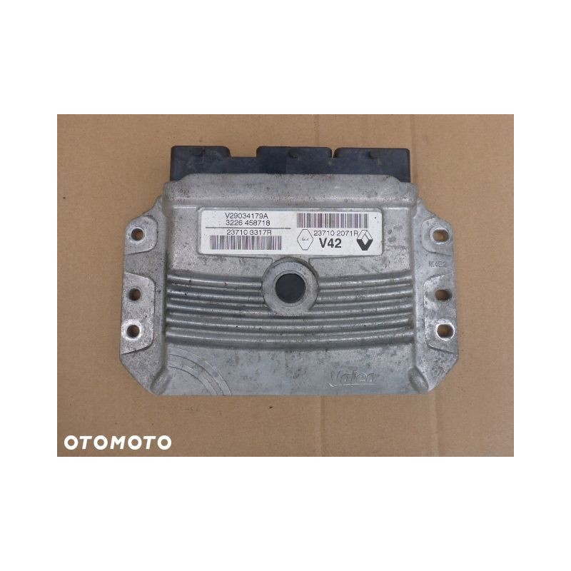 KOMPUTER SILNIKA CLIO IV 12- 1.2 16V 237103317R