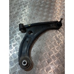 WAHACZ PRAWY PRZÓD SUZUKI SWIFT MK8 17-