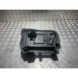 PODSTAWA AKUMULATORA KIA SPORTAGE V 21- 1.6 T-GDI