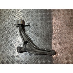 WAHACZ PRAWY PRZÓD MERCEDES CLA W118 1.3 CGI