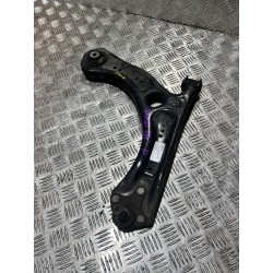 WAHACZ PRZÓD PRAWY VW POLO 2G 17-