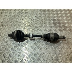 PÓŁOŚ LEWA KRÓTKA MERCEDES CLA W118 1.3 CGI HYBRYDA