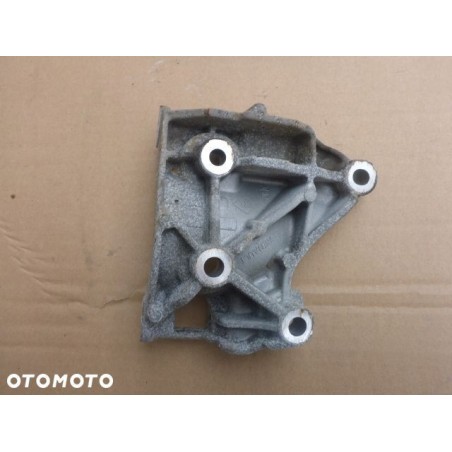 ŁAPA WSPORNIK ALTERNATORA RENAULT CLIO IV 1.2 16-