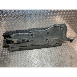 OSŁONA PODWOZIA PRAWA VW GOLF VIII 19- HB