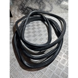 USZCZELKA KAROSERYJNA DRZWI PRZÓD PRAWA VW GOLF VIII 19-