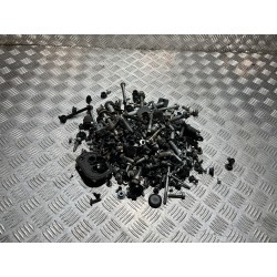 ŚRUBY SPINKI Z DEMONTAŻU KIA SPORTAGE V 21-