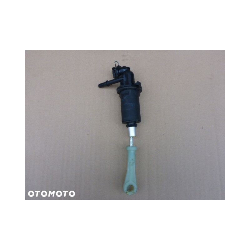 WYSPRZĘGLIK POMPKA PEUGEOT RCZ 2.0 HDI 9670952180