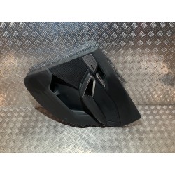 BOCZEK DRZWI PRAWY TYŁ HARMAN KARDON BMW X1 U11 PHEV 25 EX