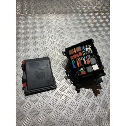 SKRZYNKA BEZPIECZNIKÓW OBUDOWA MODUŁ CITROEN C5 AIRCROSS 18-