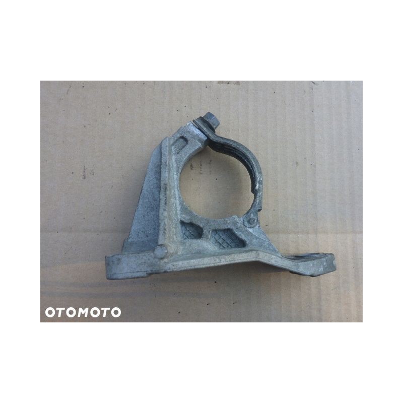 PODPORA ŁAPA PÓŁOSI RENAULT MEGANE III 1.6 16V