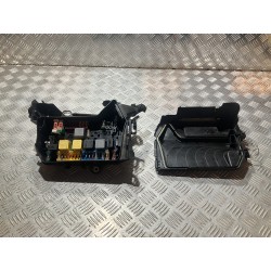 SKRZYNKA BEZPIECZNIKÓW OBUDOWA MERCEDES GLA X156 2.2 CDI