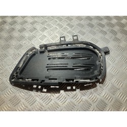 KRATKA ATRAPA ZDERZAKA PRAWY PRZÓD MERCEDES GLA X156