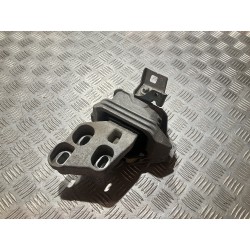 ŁAPA PODUSZKA SILNIKA MERCEDES GLA X156 2.2 CDI