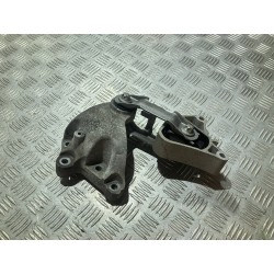 ŁAPA PODUSZKA SILNIKA MERCEDES GLA X156 2.2 CDI