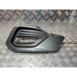 KRATKA RAMKA ZDERZAKA HALOGENU PRAWA FORD FIESTA MK8 17- ST