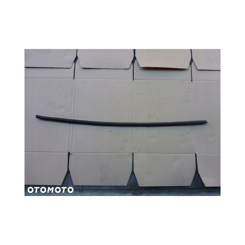 LISTWA DRZWI PRAWY PRZÓD PEUGEOT 3008 09-